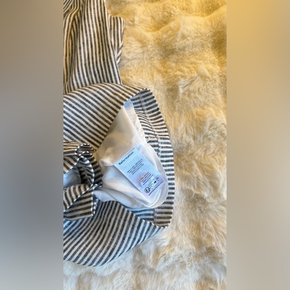 Reformation Leila Linen Romper In Vineyard, brand new, never worn, No flaws. - Picture 13 of 14